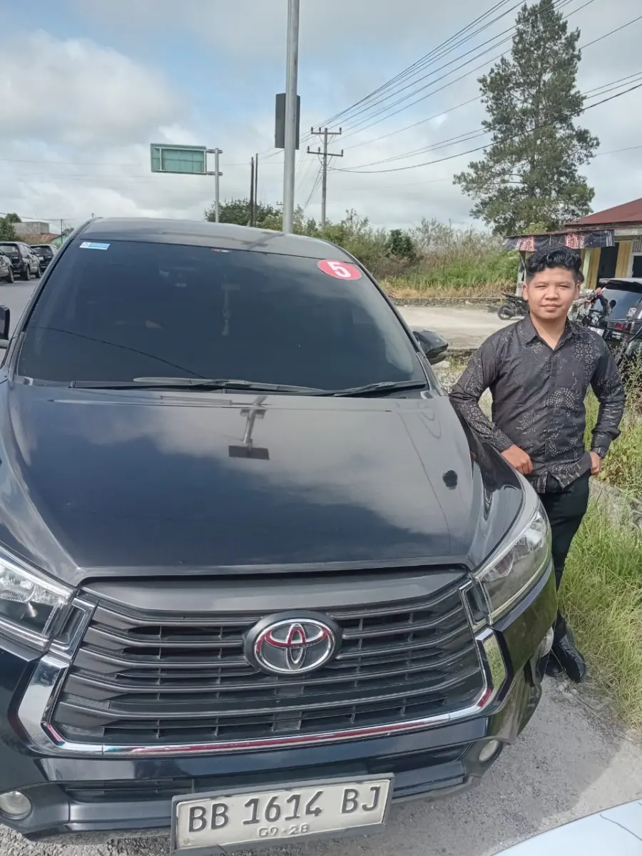 Unit Innova Marsada Trip untuk layanan rental mobil VIP Silangit