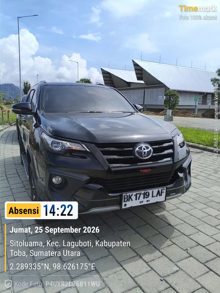Toyota Fortuner Marsada Trip dalam dokumentasi perjalanan kawasan Toba